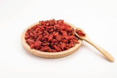 红参和枸杞可以一起泡水喝吗,红参能和蜂蜜一起喝吗