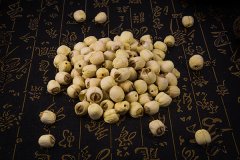 莲子和枸杞能一起吃吗,绿豆和莲子可以一起煮吗